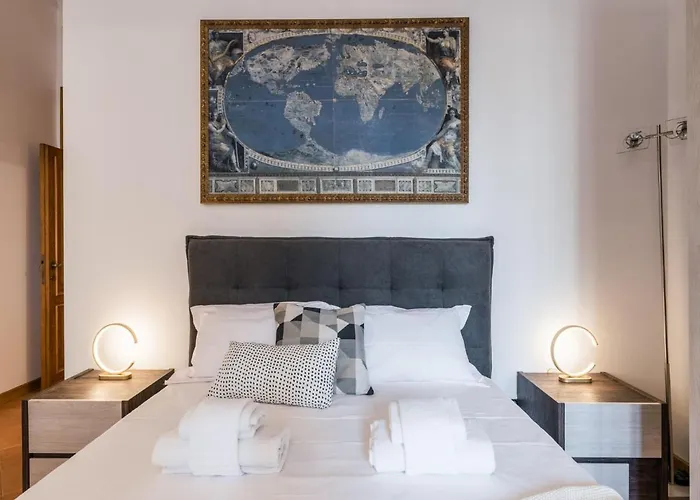 The Rent - Three-bedroom Near The Quirinale Daire