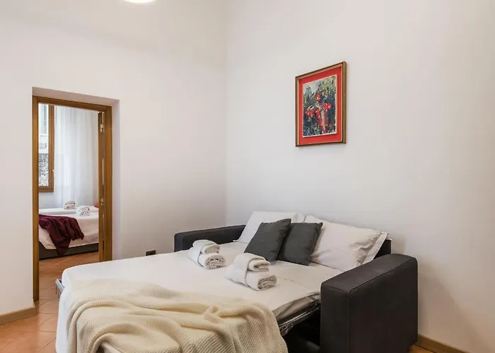 Daire The Rent - Three-bedroom Near The Quirinale Roma